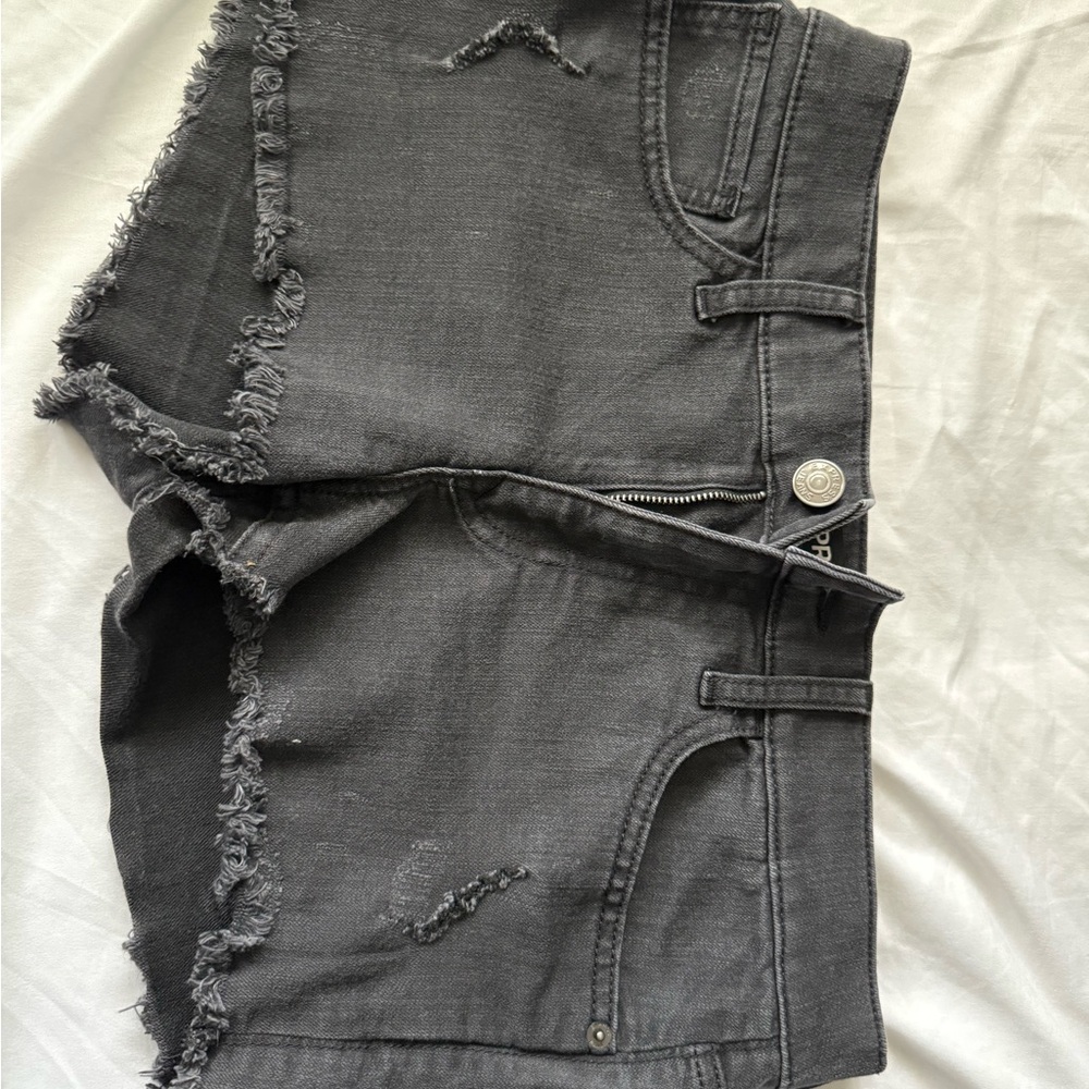 Frayed Hem Black Denim Shorts